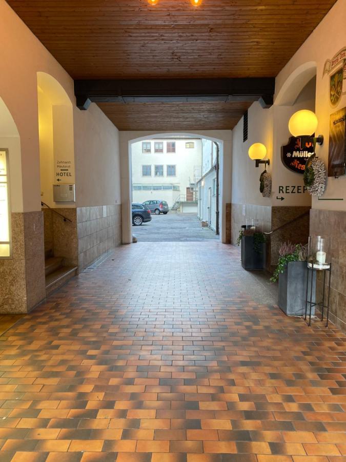 Hotel Muellerbraeu Pfaffenhofen an der Ilm Buitenkant foto